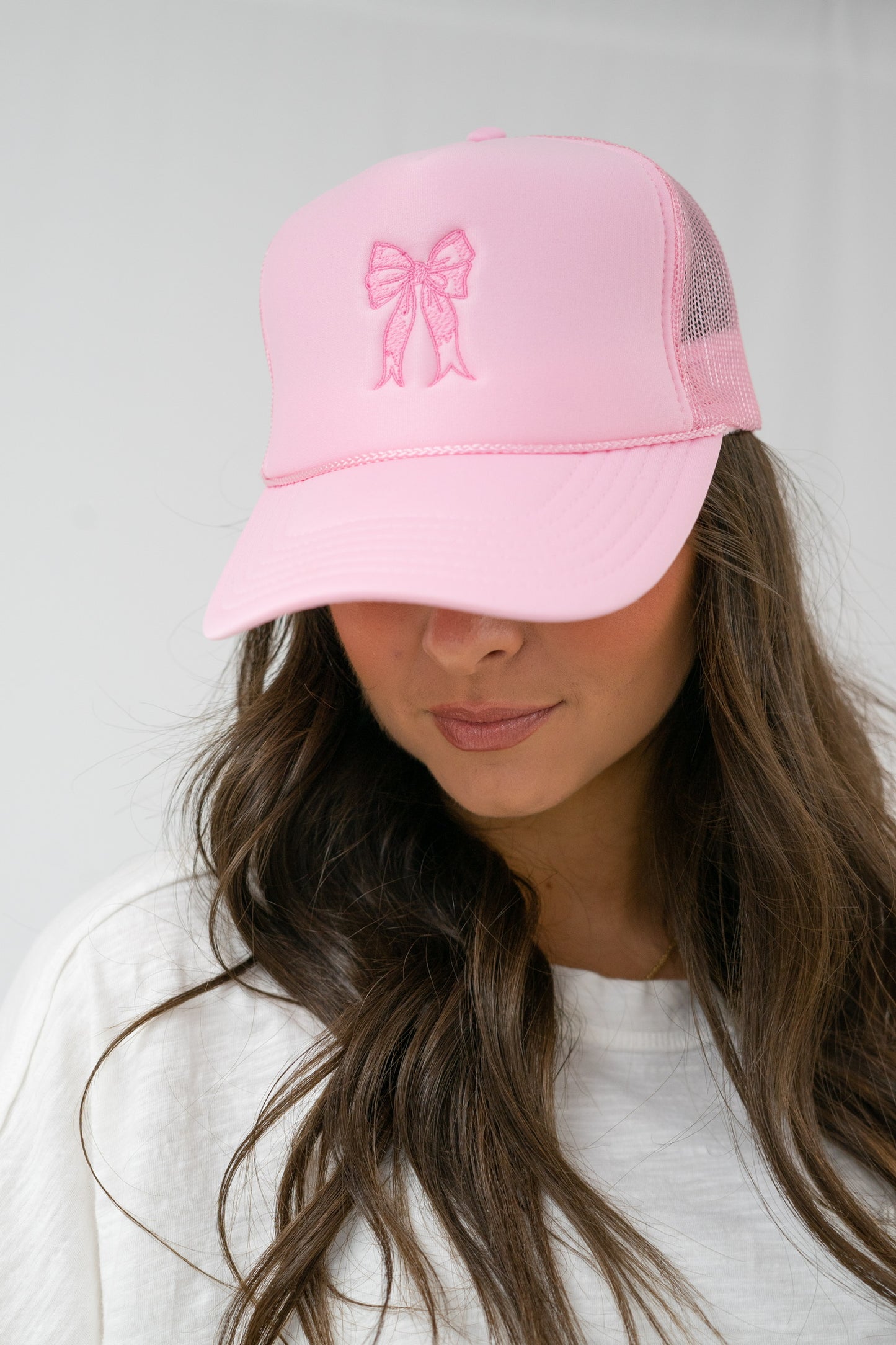 Bow Embroidery Trucker Hat - Double Pink