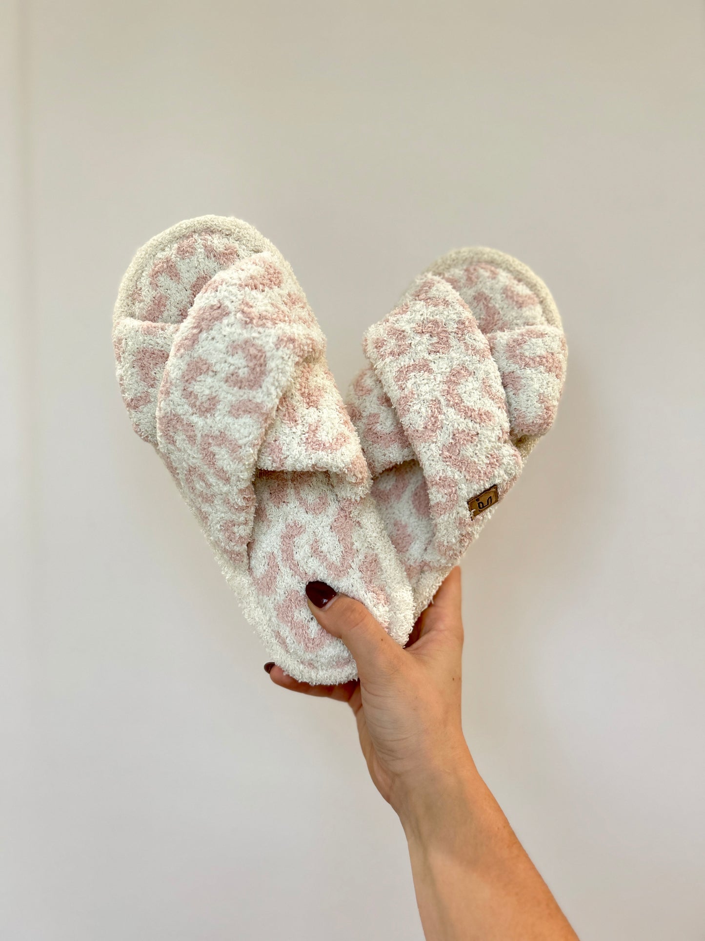 Leopard Cozy Crisscross Slipper - Pink