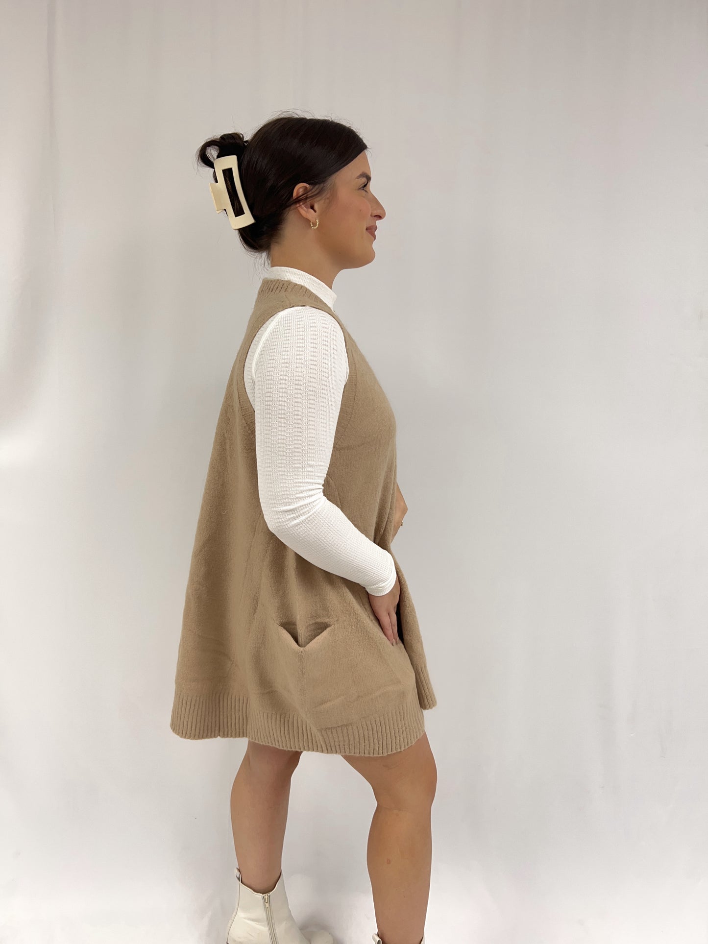 Pumpkin Spice Oversize Sweater Vest - Taupe