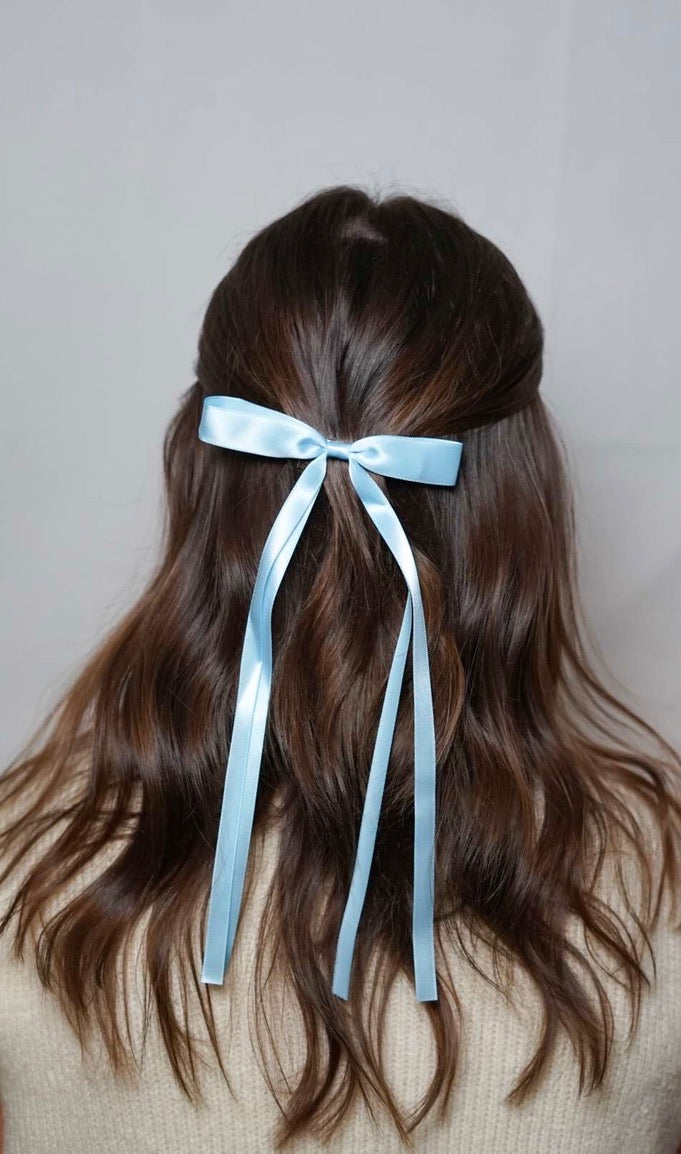 Dainty Bow Clip - Light Blue