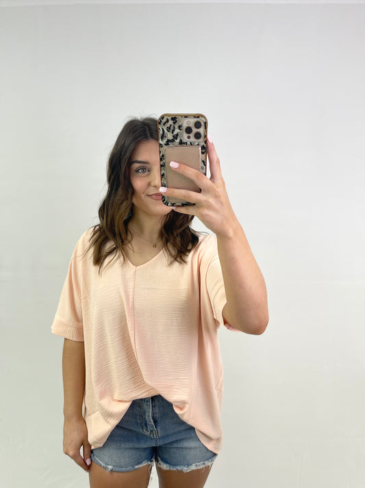 Betty Airflow V-Neck Top - Light Peach